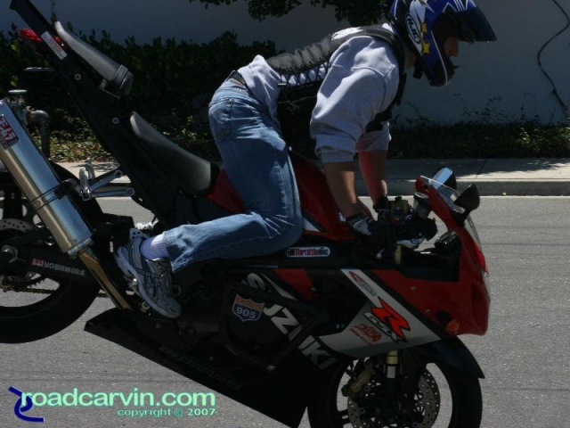 GSXR-1000 - Stoppie (I)